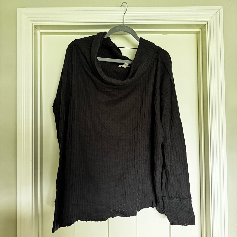 Free People Juicy Black Ribbed Knit Cowl Neck
Tunic Top size large - Picture 10 of 10